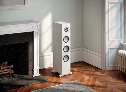 KEF_Q11 Meta_in-situ_fireplace.jpg