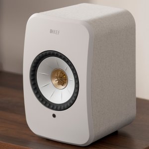 KEF_LSX II_Cotton White_single_with tv.jpg