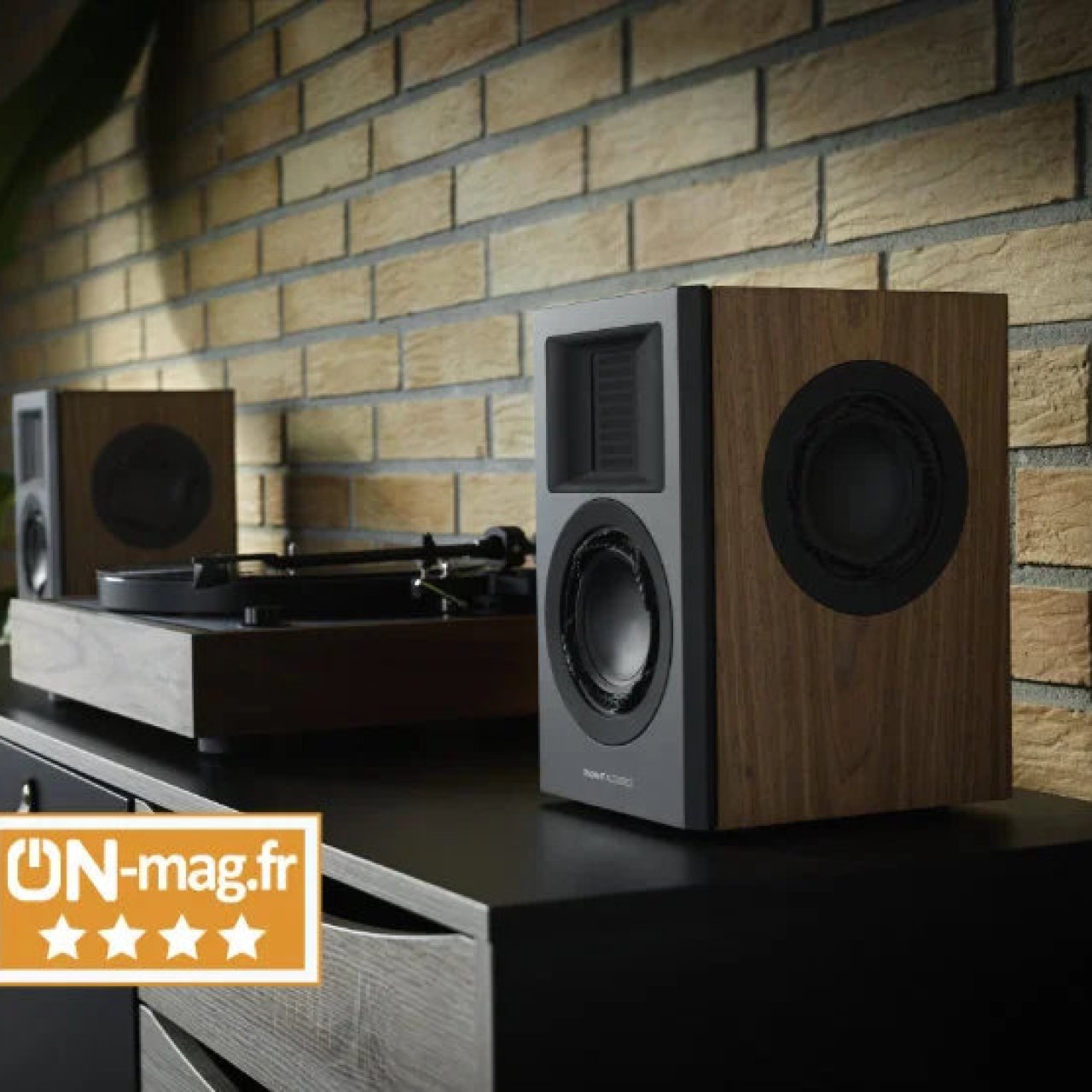 La mini enceinte Hifi Radiant Acoustics Clarity 4.2 sur le banc de mesure