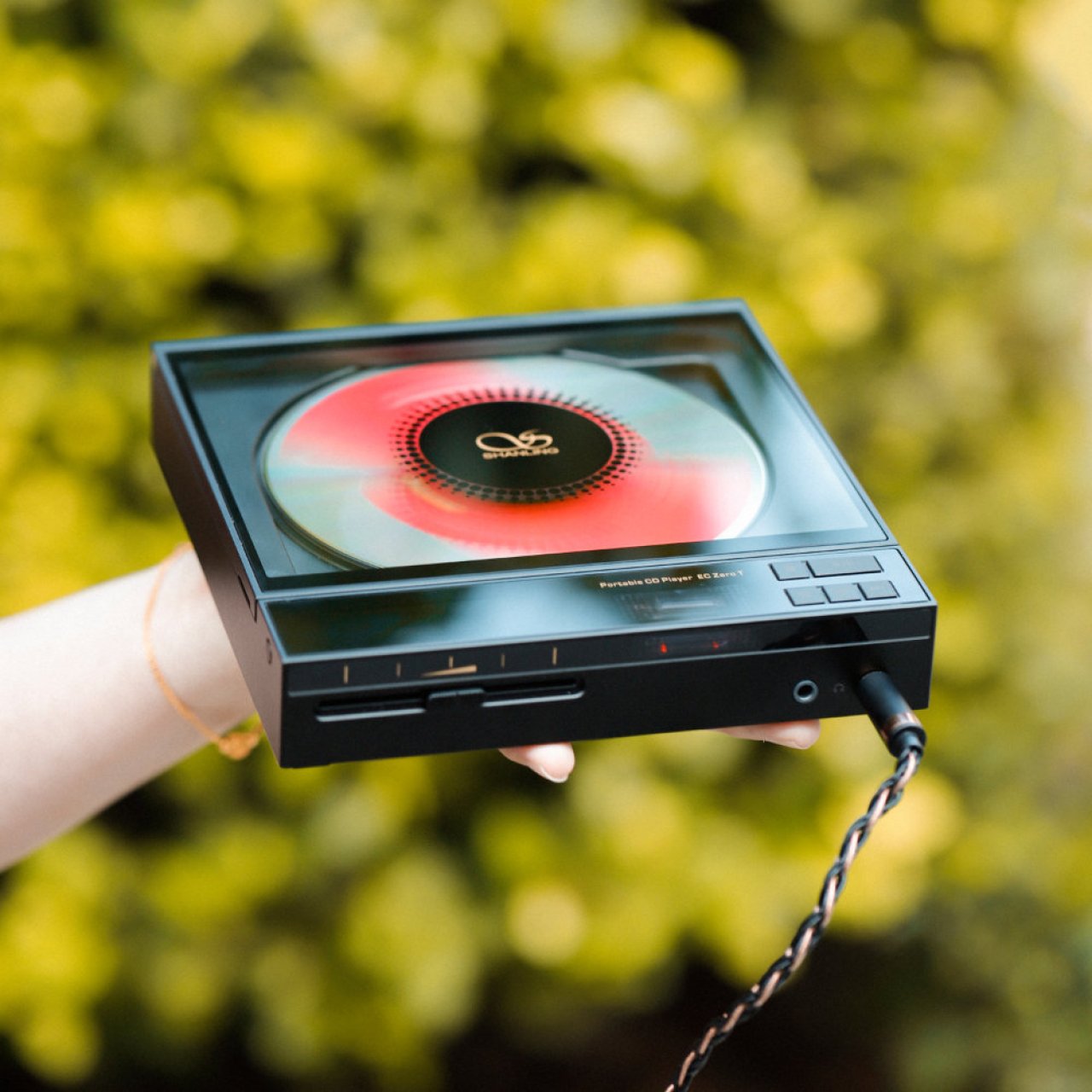 Shanling EC Zero T : le Discman des années 1990 revisité avec DAC USB-C R2R et étage à tubes