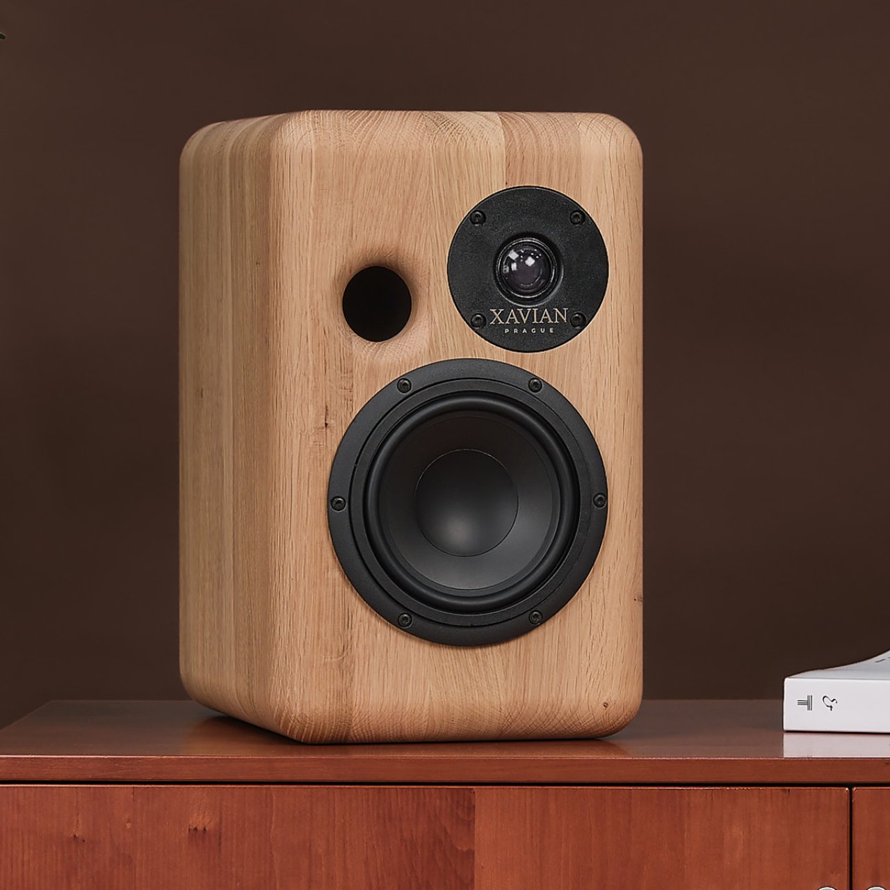 Xavian Natura Unica : enceinte de bibliothèque en bois massif, luxueuse et audiophile, à moins de 1000 € la paire