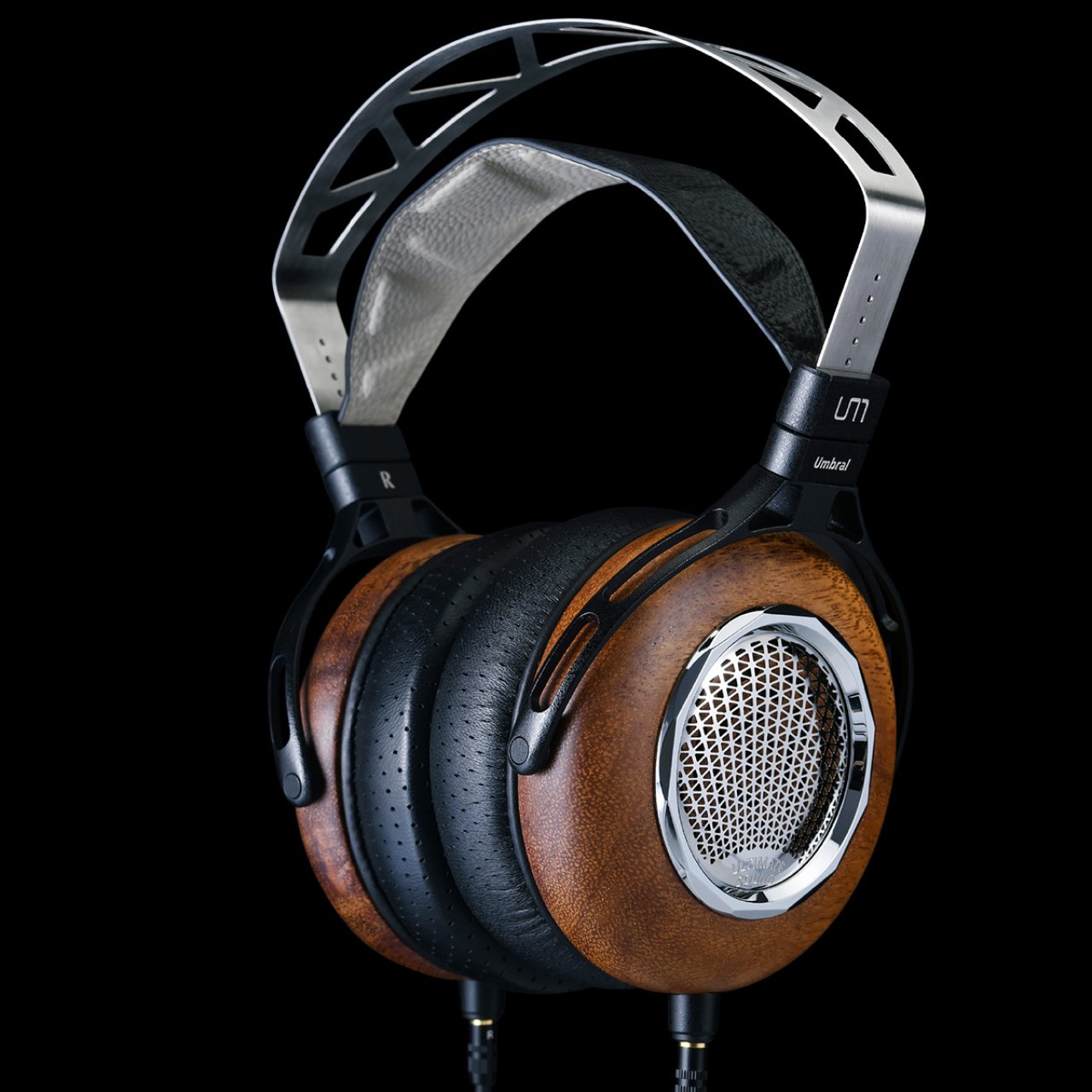 Unique Melody Umbral : premier casque qui marie planar 96 mm et micro MEMS... pour 6000 $