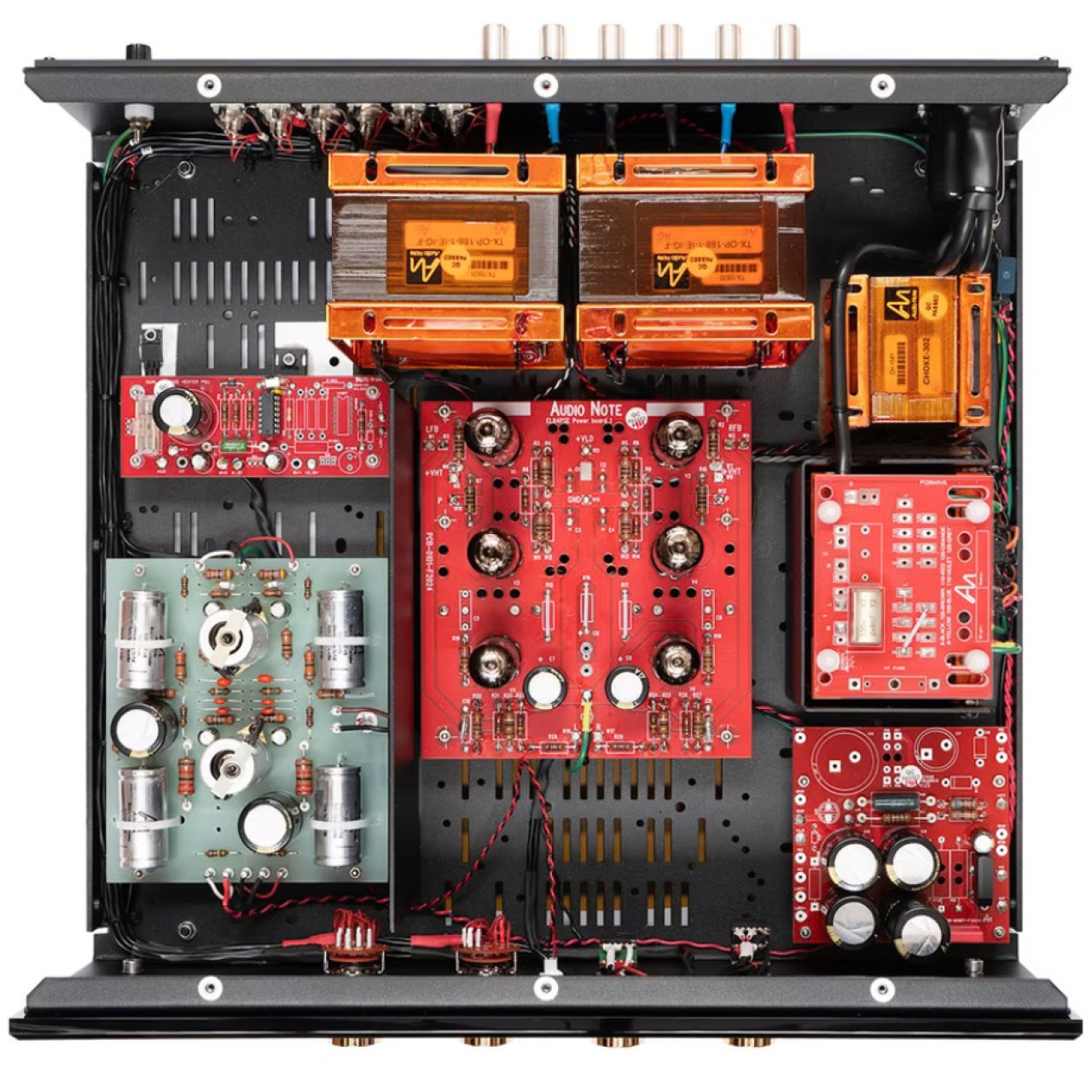 Audio Note (UK) célèbre les 35 ans de l’ampli à tubes Oto avec une édition anniversaire Oto SE 35 et un ampli de puissance P1 SE 35