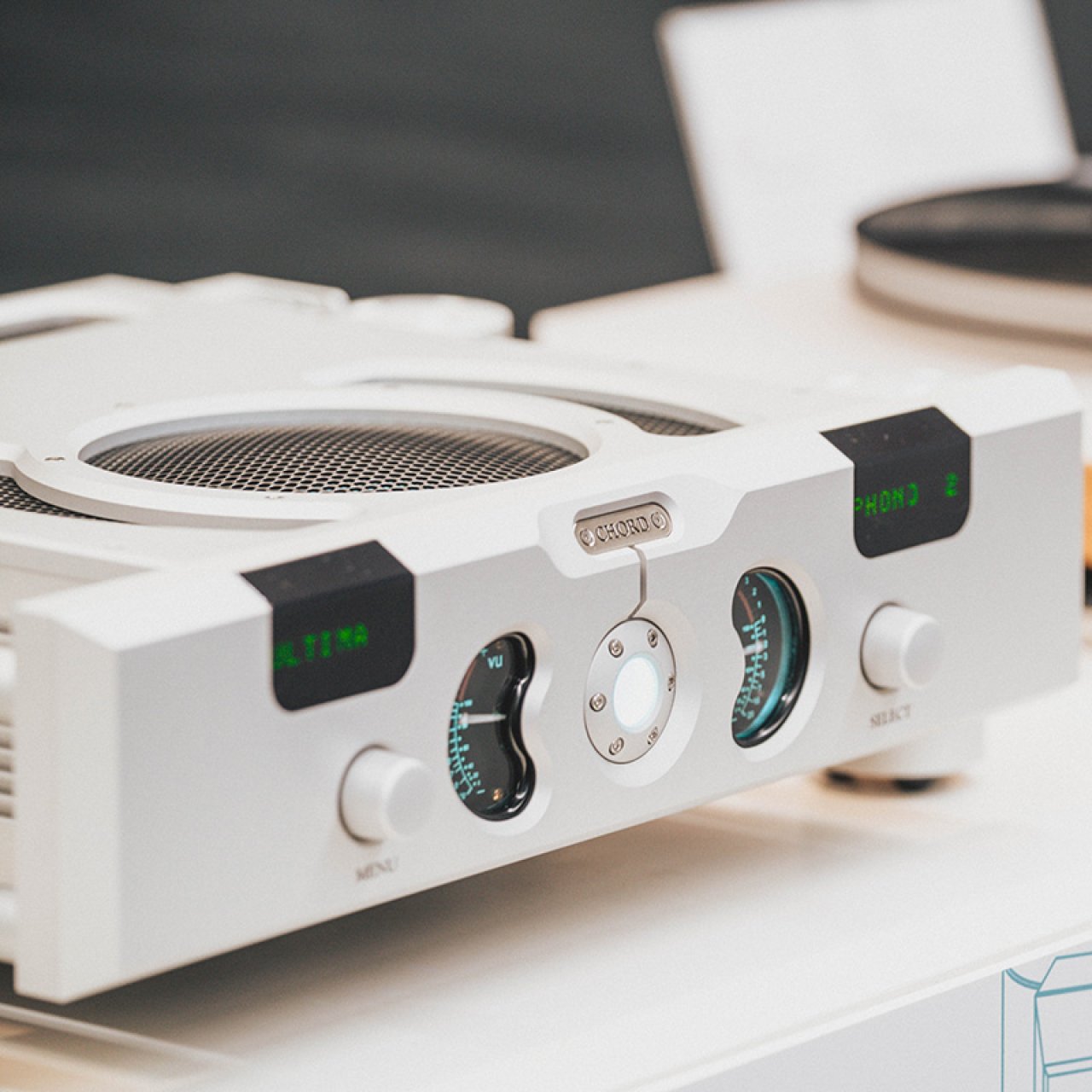 Chord Quartet et Ultima Phonostage : un suréchantillonneur audionumérique extrême et un préampli phono RIAA extravagant