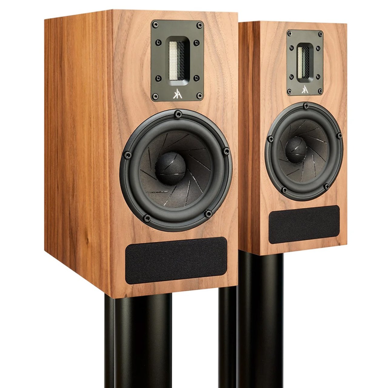 Kerr Acoustic K400 : enceinte studio costaude de la marque audiophile britannique, en format compact et domestique