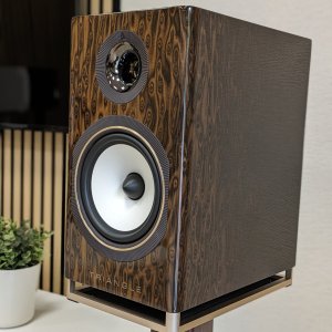 Visite_Triangle_Soissons_R&D_stock_et_showroom00041.jpg