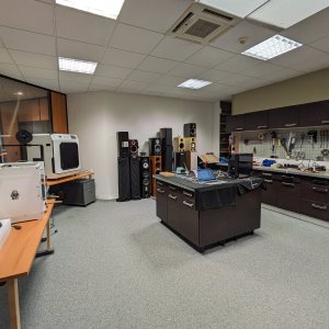 Visite_Triangle_Soissons_R&D_stock_et_showroom00029.jpg