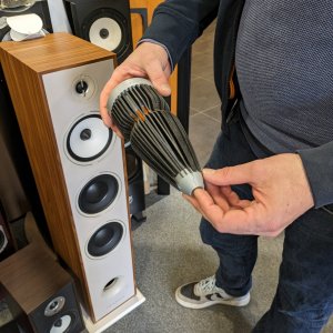 Visite_Triangle_Soissons_R&D_stock_et_showroom00010.jpg