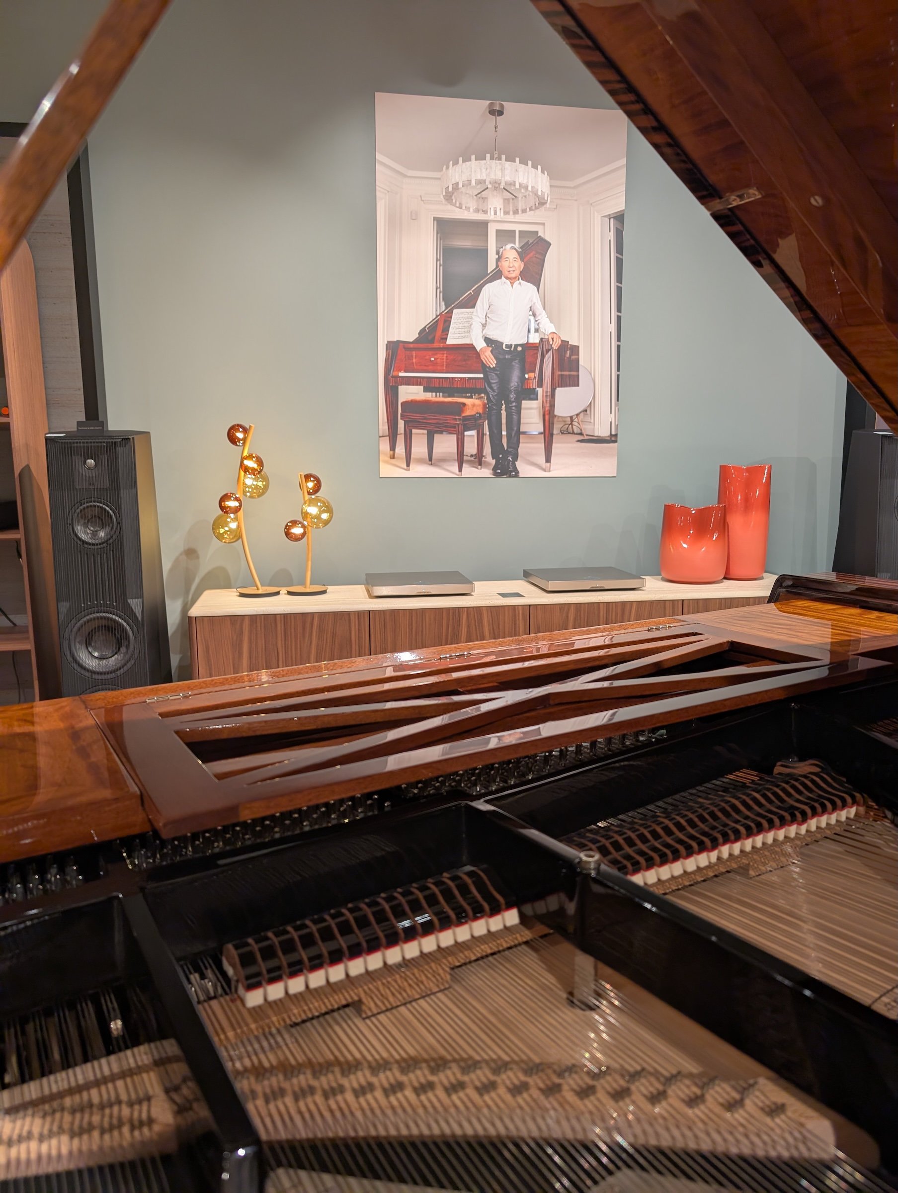 Studio_Hifi_x_Roche_Bobois_x_Devialet_Versailles-00003.jpg