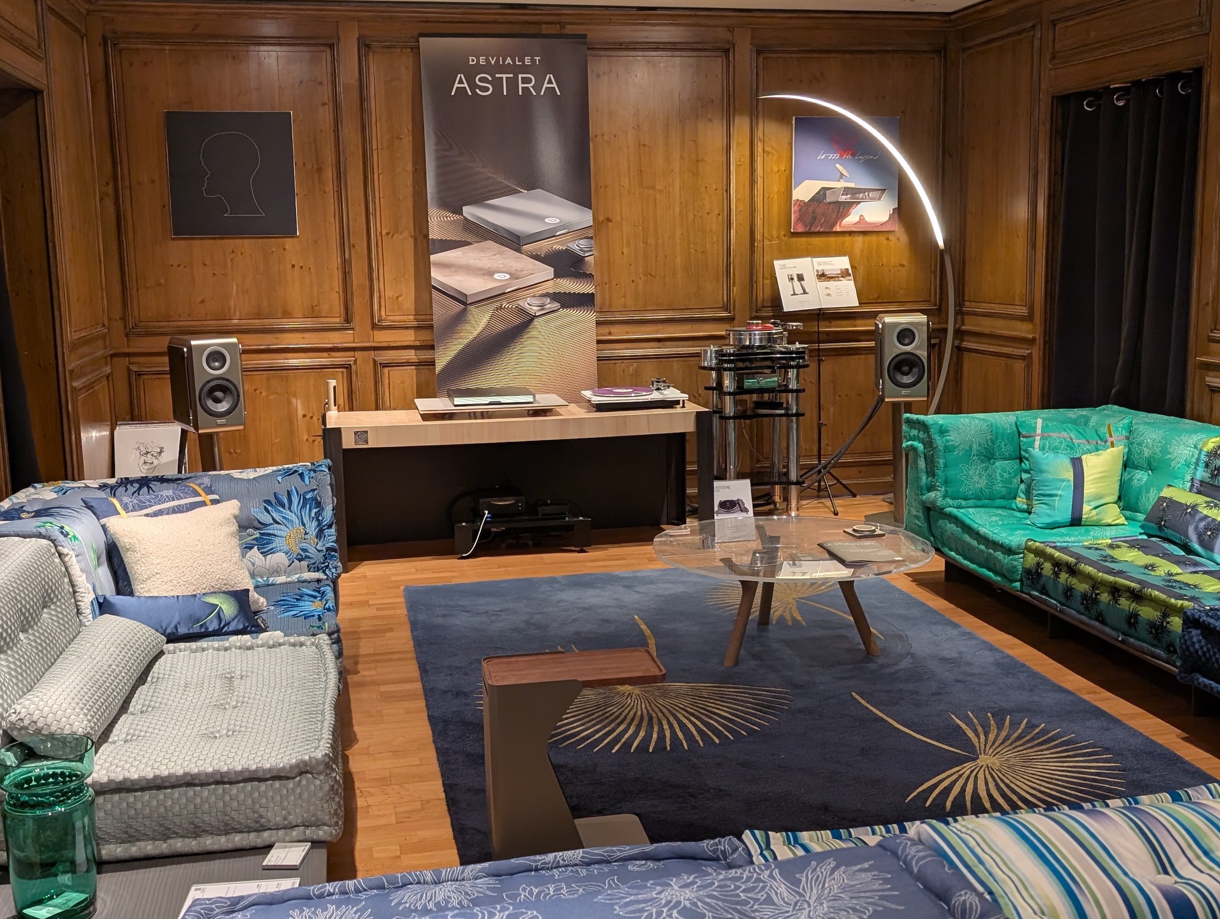 Studio_Hifi_x_Roche_Bobois_x_Devialet_Versailles-00008.jpg
