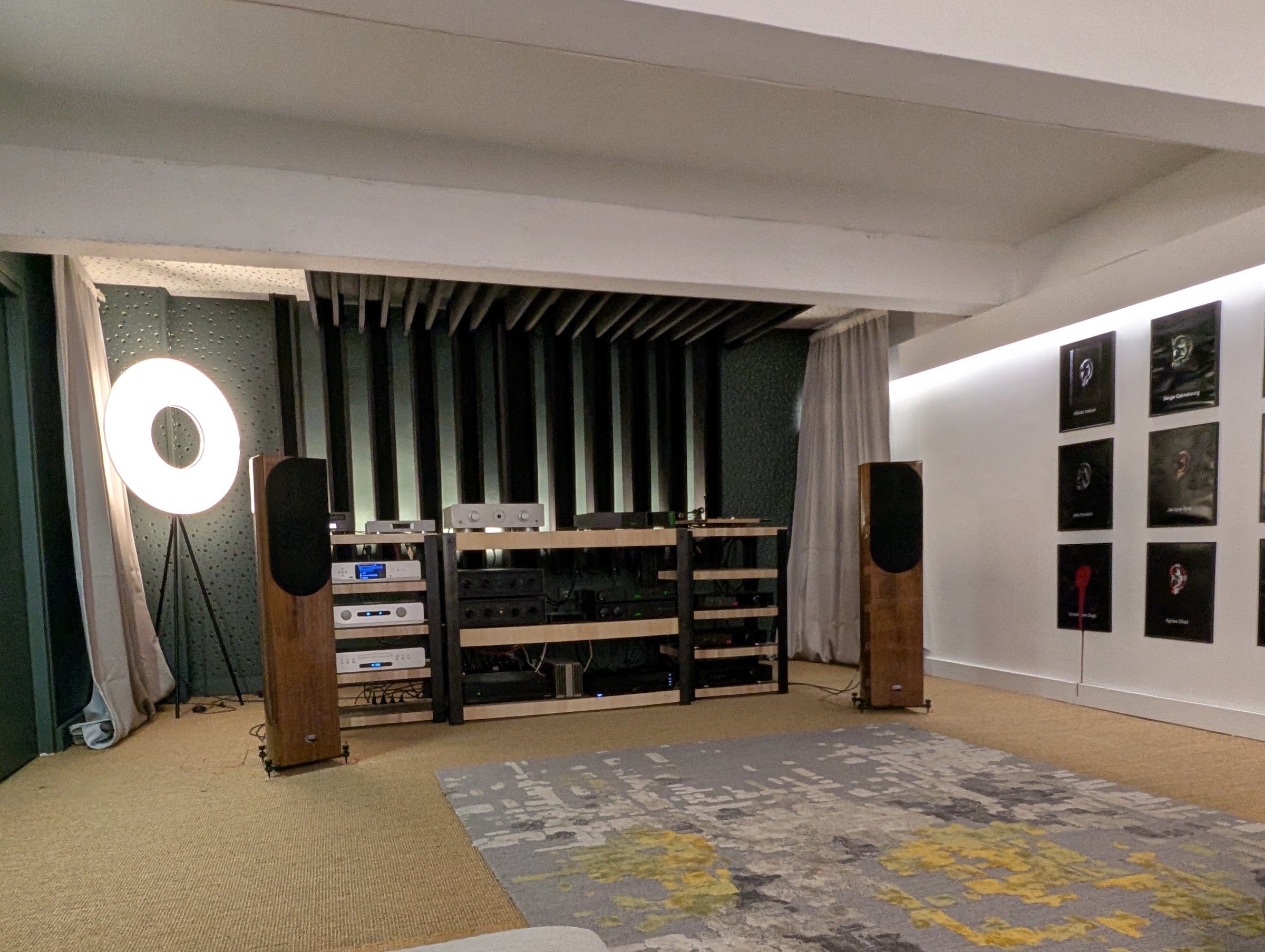 Studio_Hifi_x_Roche_Bobois_x_Devialet_Versailles-00009.jpg